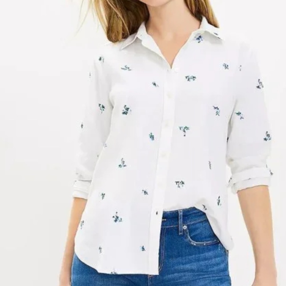LOFT White Button-Down Shirt with Tiny Floral Print – Women’s Medium bluebonnets